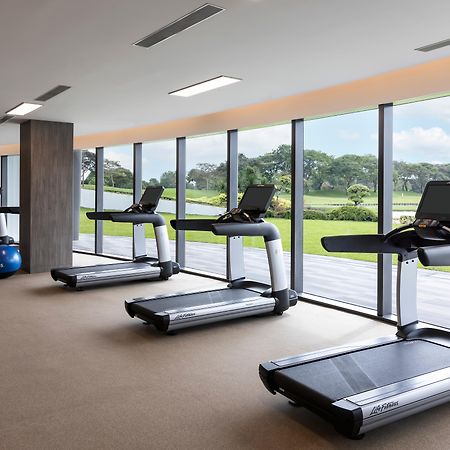 Dusit Thani Laguna Singapur Zewnętrze zdjęcie A gym at the hotel